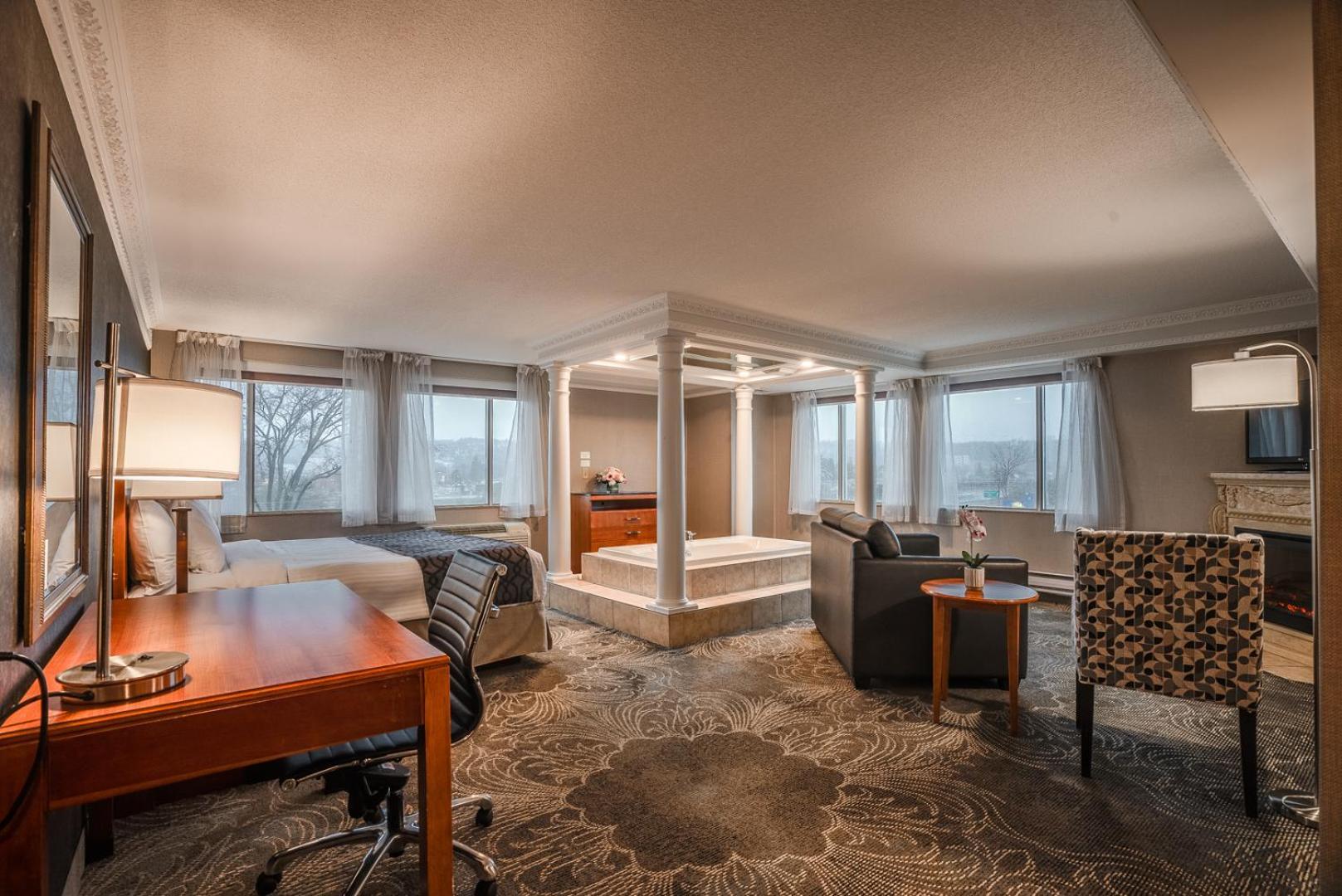Monte Carlo Inn Barrie - Newly Renovated Dış mekan fotoğraf