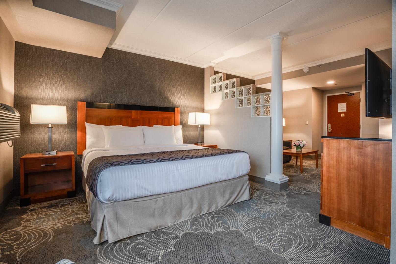 Monte Carlo Inn Barrie - Newly Renovated Dış mekan fotoğraf