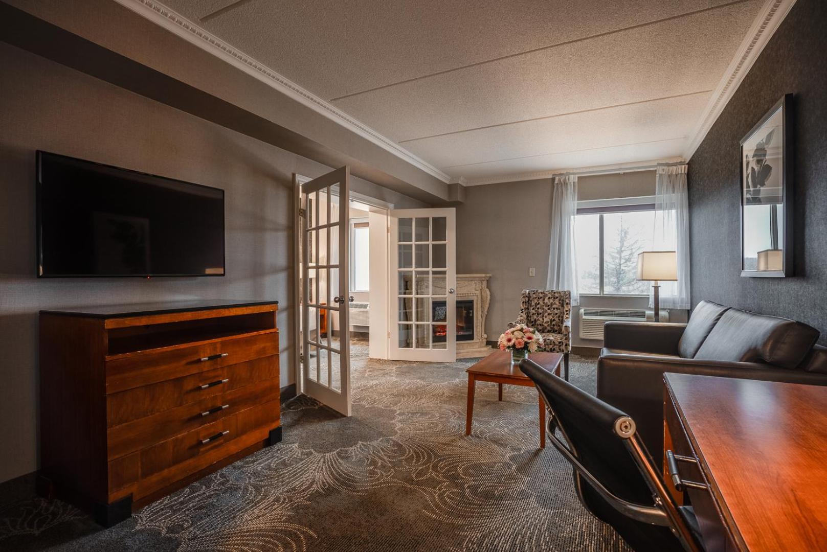 Monte Carlo Inn Barrie - Newly Renovated Dış mekan fotoğraf